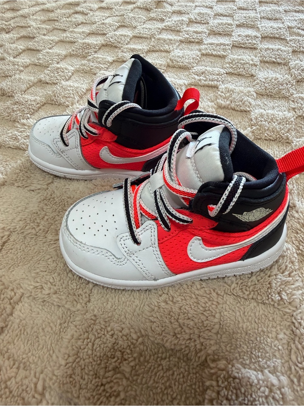 Nike Air Jordan 1 Mid Alt Toddler Shoes White Red Black Size 6C